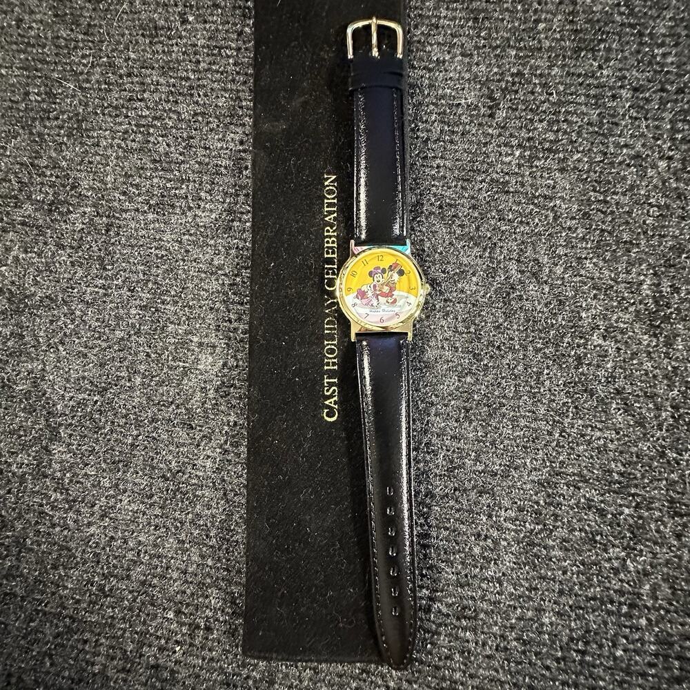 Vtg 1998 Disney Cast Member Holiday Celebration Watch Mickey Minnie Box Works - Picture 2 of 5